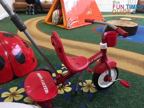 Available in red or pink there are over 1,500 possible combinations for the Radio Flyer tricycle.