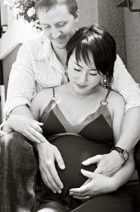 pregnant-couple-by-shooting-nouns.jpg