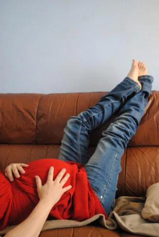 pregnant-leg-cramps