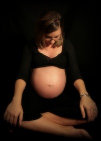 pregnant-woman-pregnant-belly-by-emifaulk.jpg