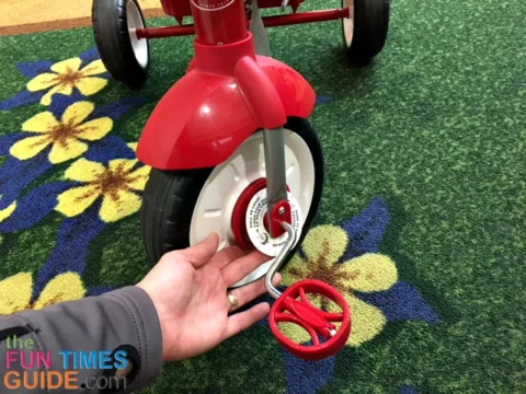 The Radio Flyer pedals are a one-piece mechanism which holds the 2 pedals opposite of each other.